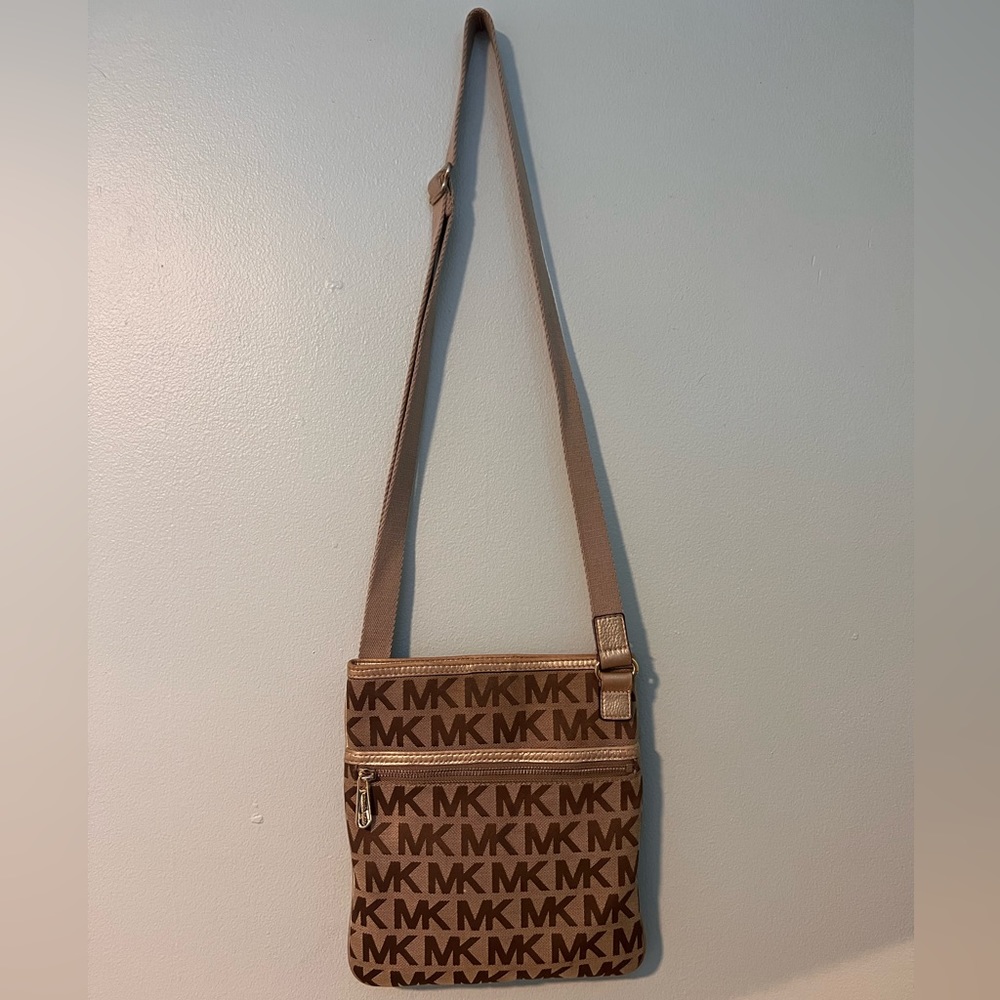 Michael Kors Logo Fulton Crossbody Purse